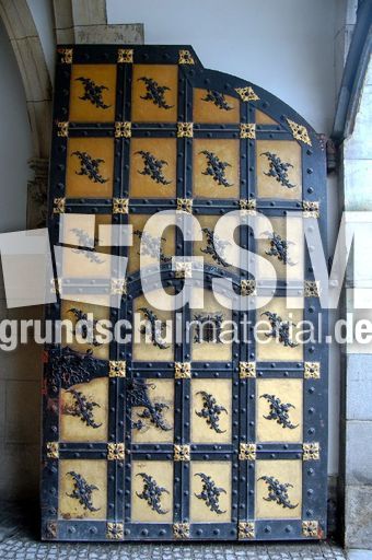 Neue Rathaus_Türflügel.JPG